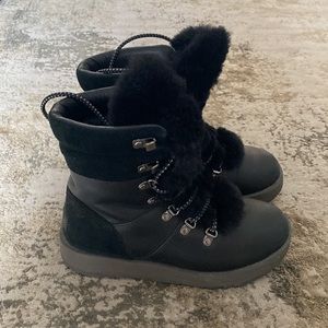 Uggs Viki waterproof boots